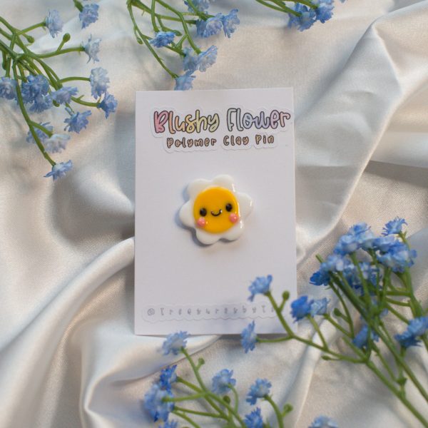 Blushy Flower Clay Pin
